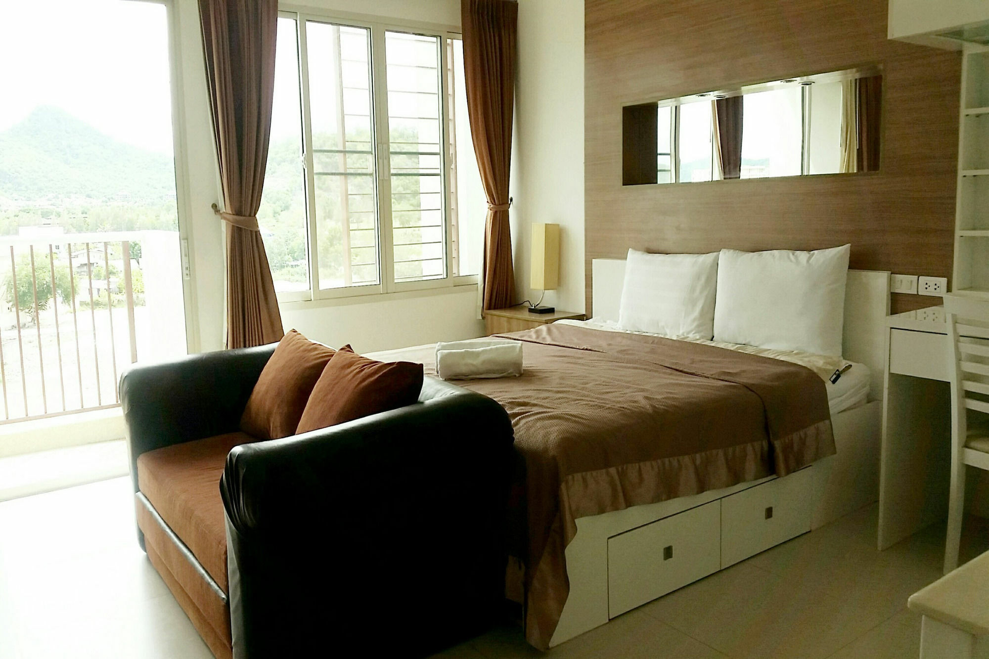 The Seacraze Hua-Hin By Montri C. Apartment Hua Hin Exterior photo